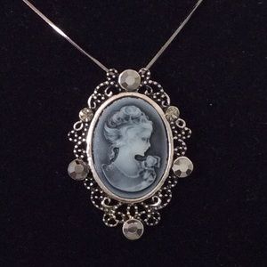 🌺SOLD🌺Rhinestone Cameo Necklace or Brooch